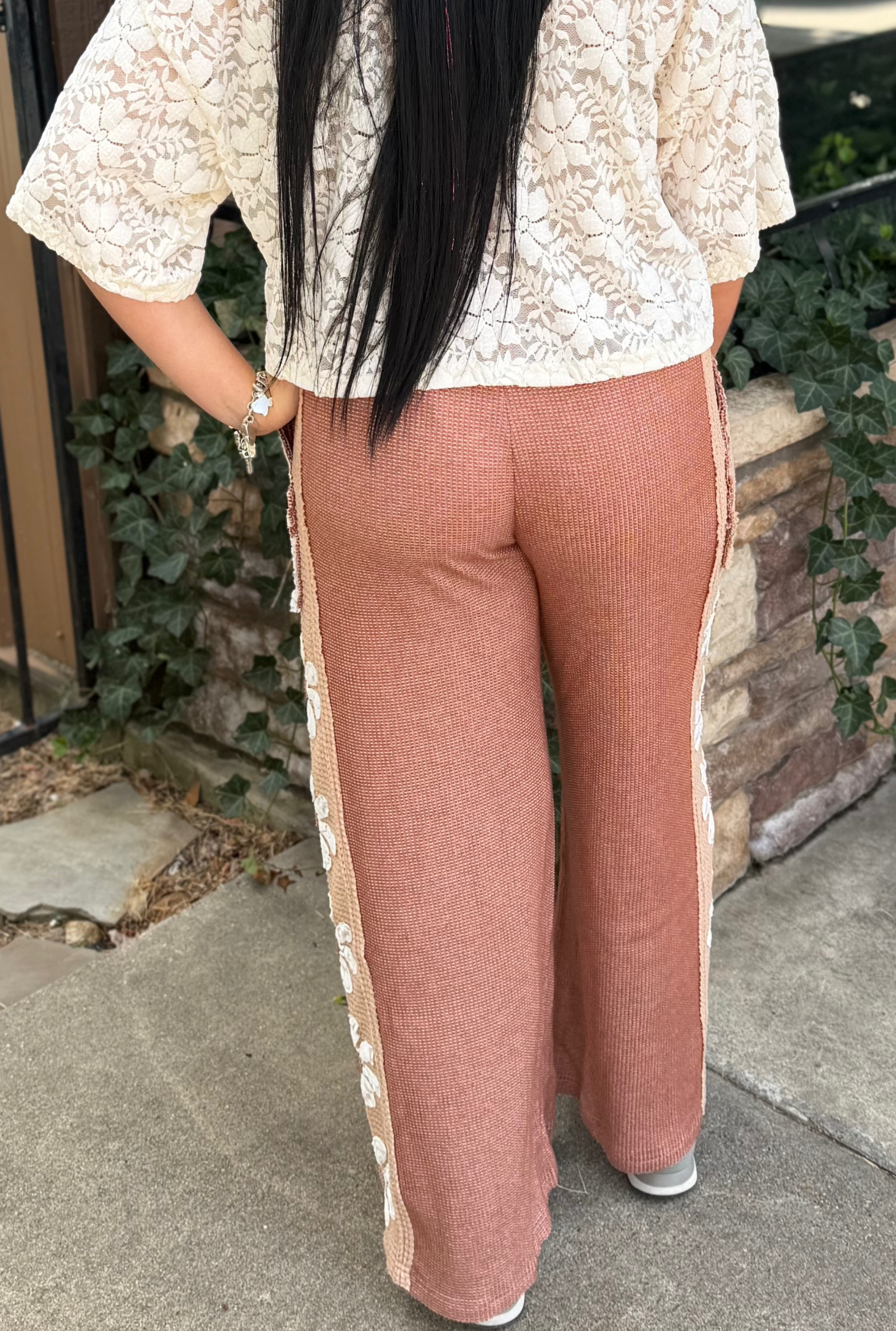 MATCHA DAISY PANTS