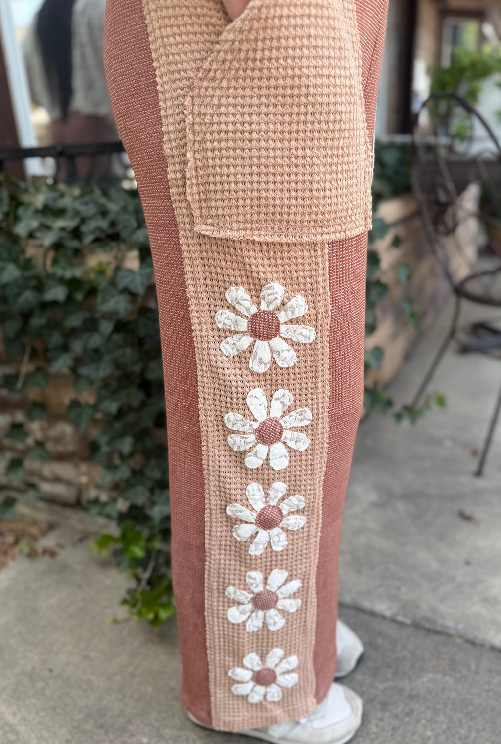 MATCHA DAISY PANTS