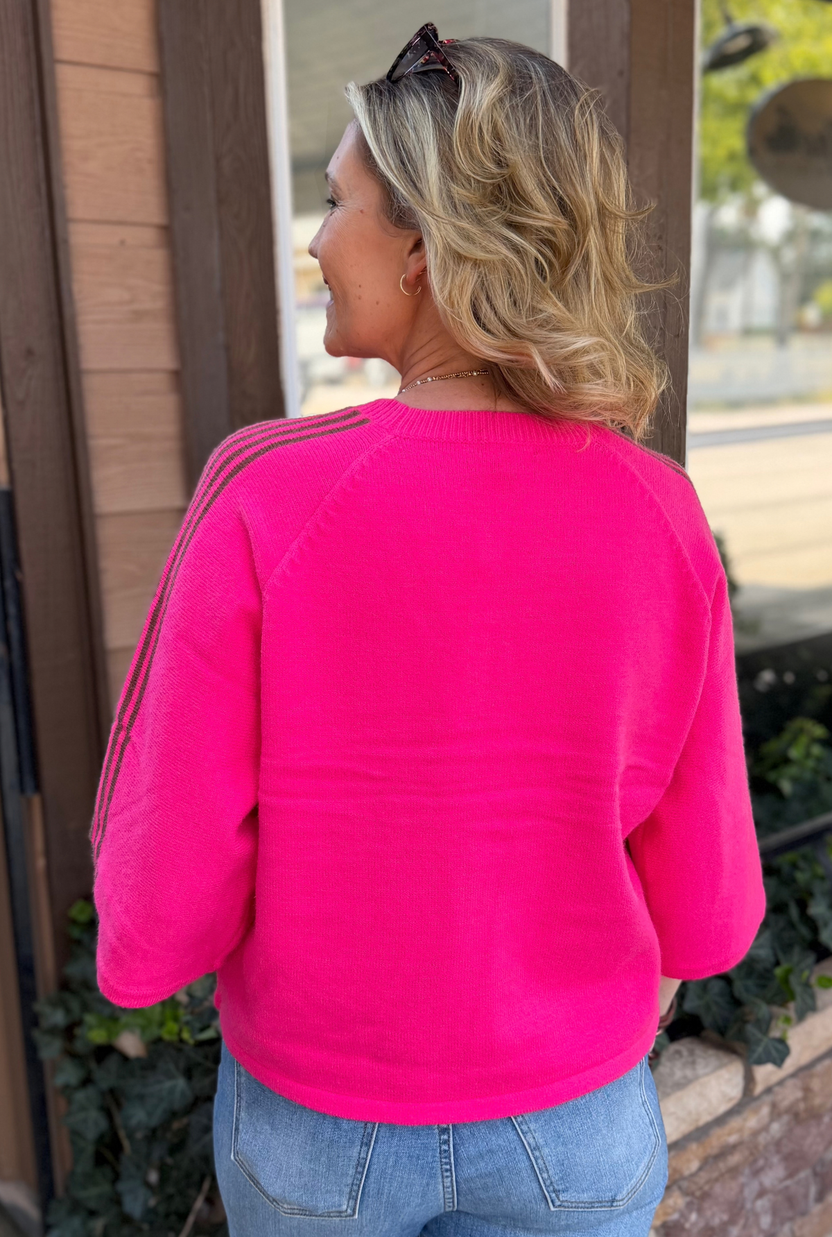 MAGENTA STRIPE SWEATER