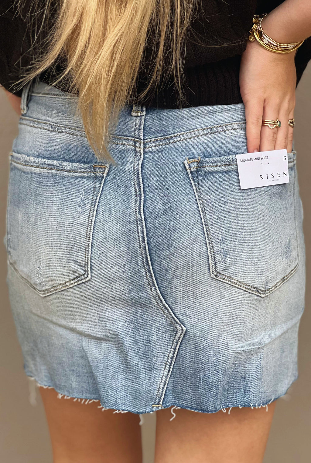 MID-RISE MINI SKIRTS