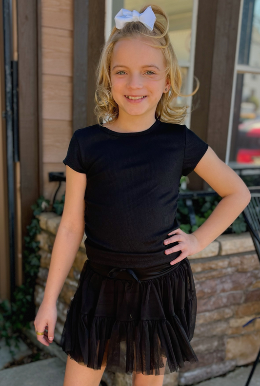 KID'S BLACK RUFFLE SKORT SET