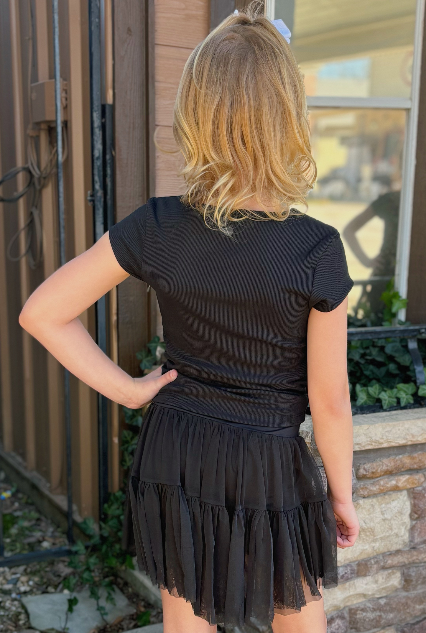 KID'S BLACK RUFFLE SKORT SET