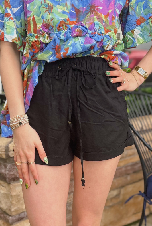BLACK LINEN SHORTS