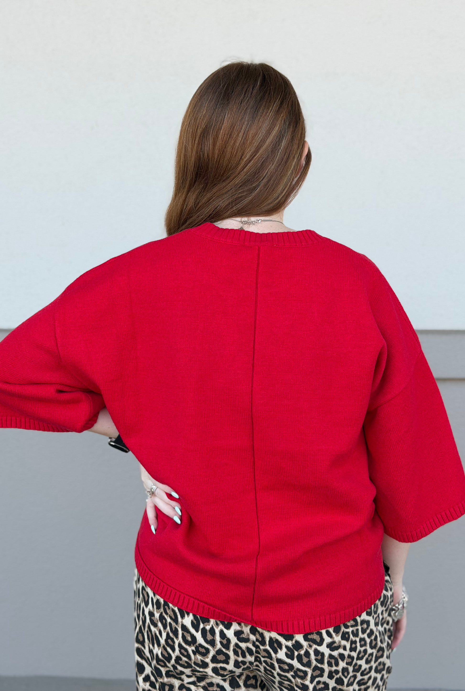 RED SHORT SLEEVE SWEATER