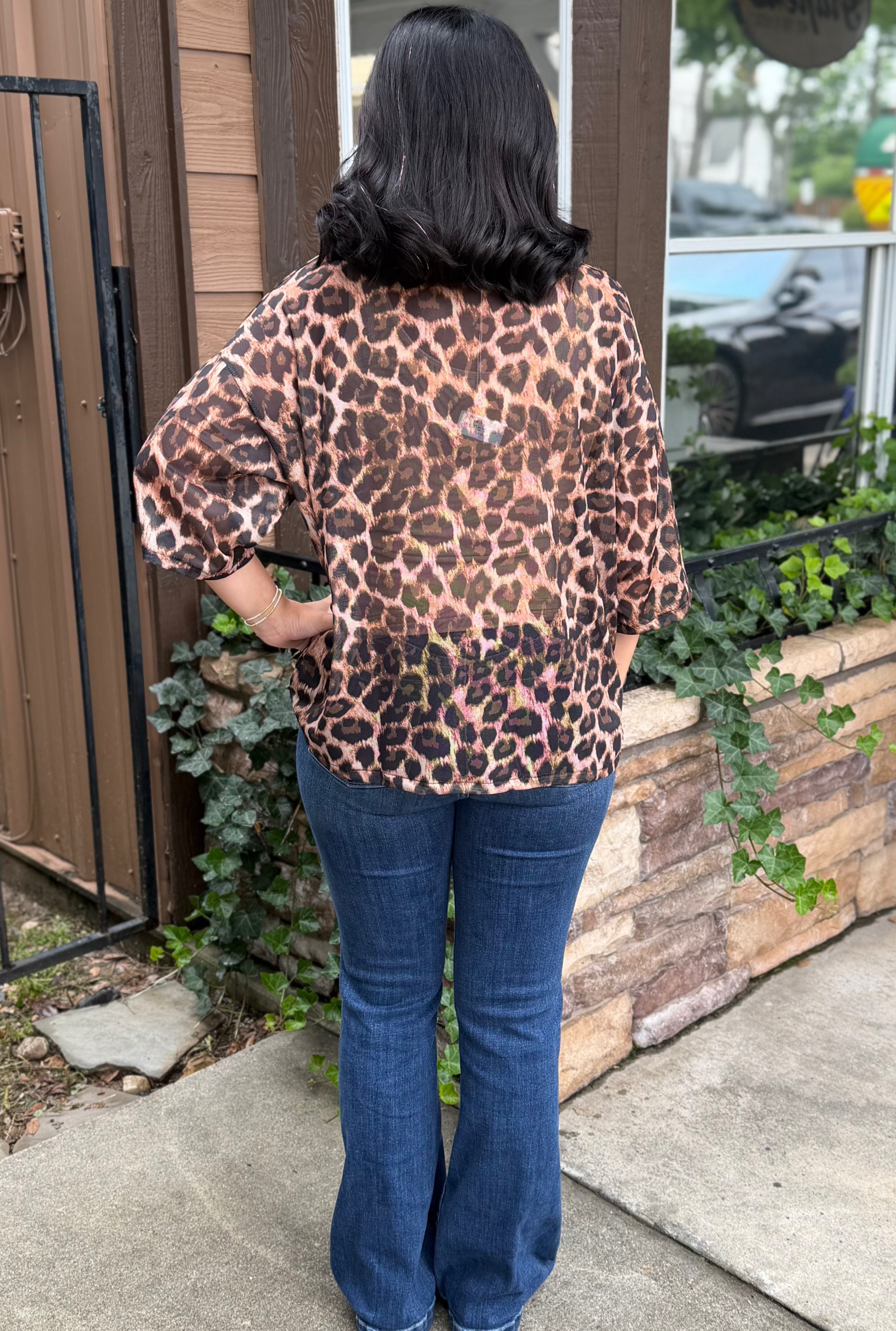 LEOPARD MESH BREEZY TOP