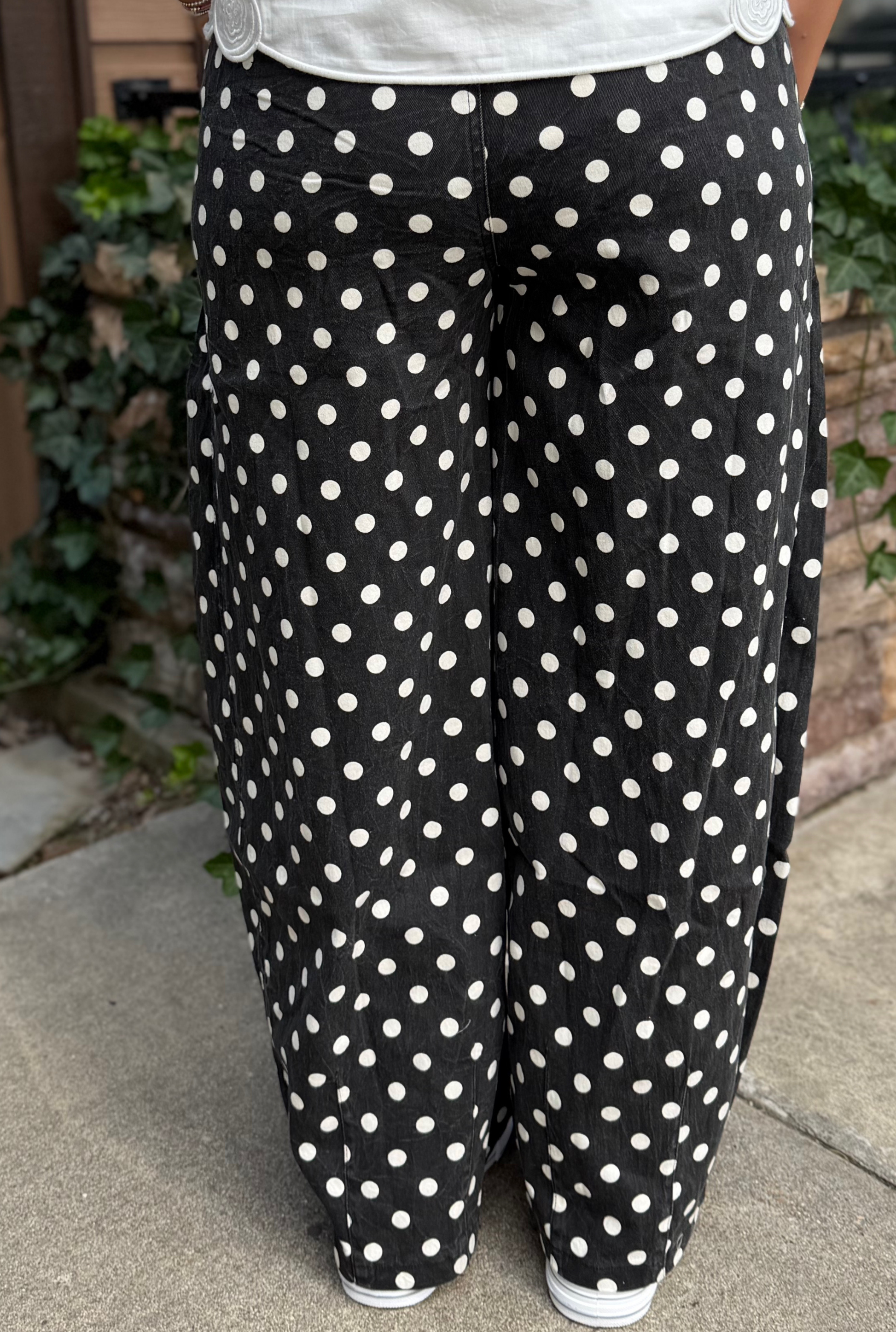 BLACK POLKA DOT BARREL PANTS