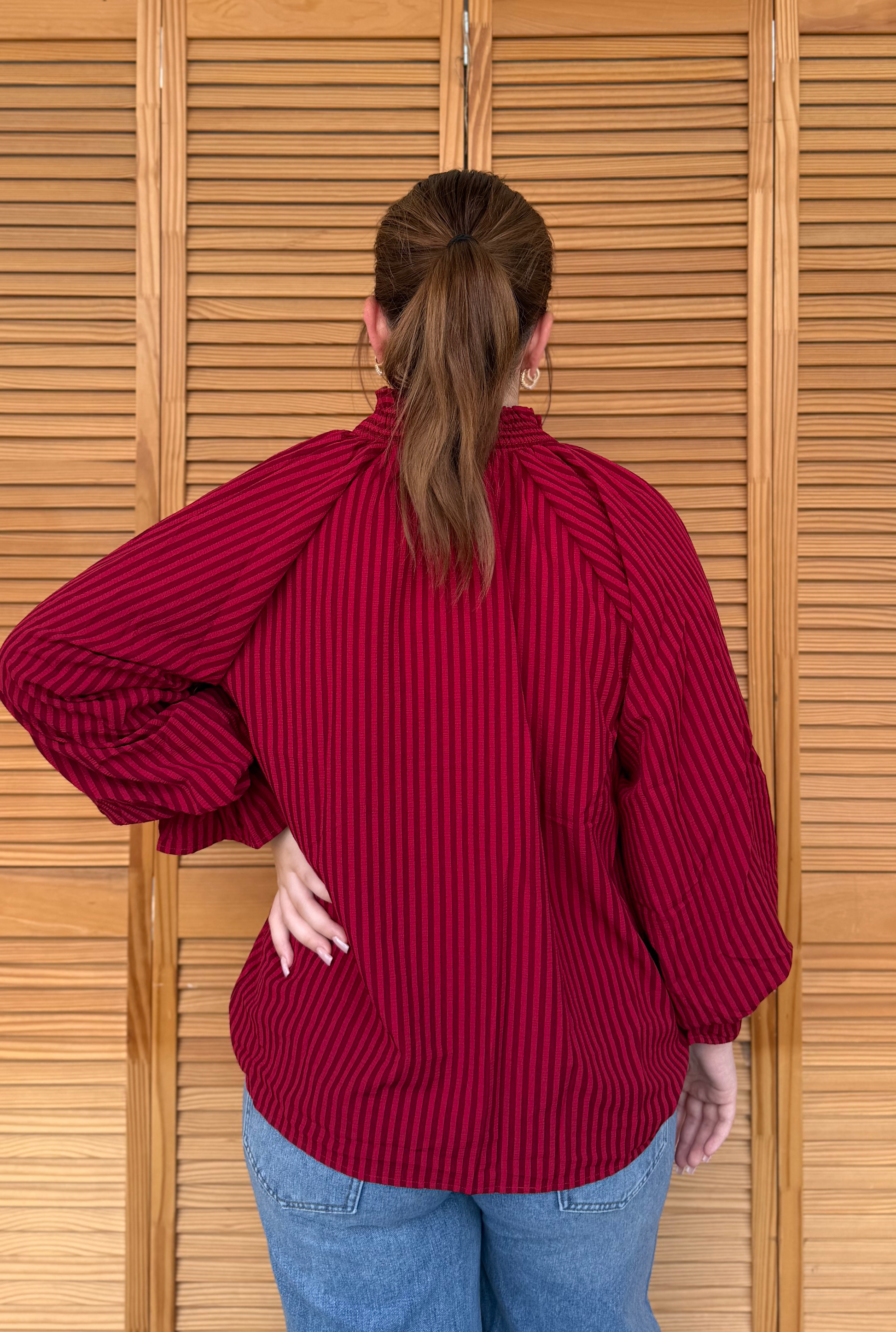 CRIMSON CALLIE TOP