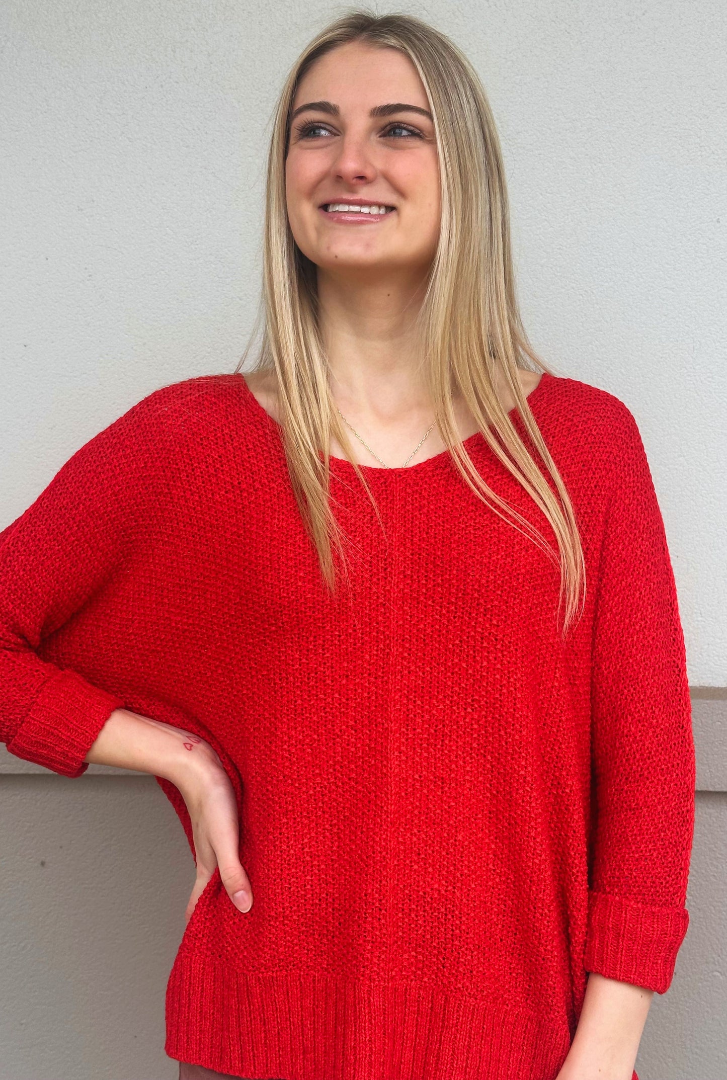 RED MERRY SWEATER TOP