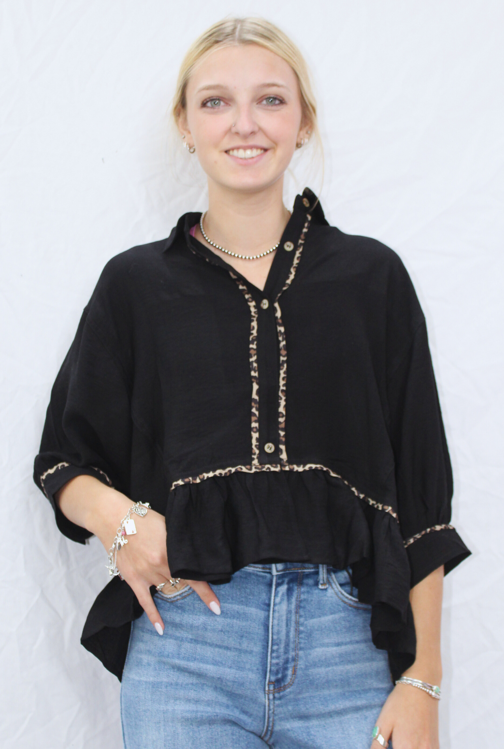 BLACK ELEGANCE TOP