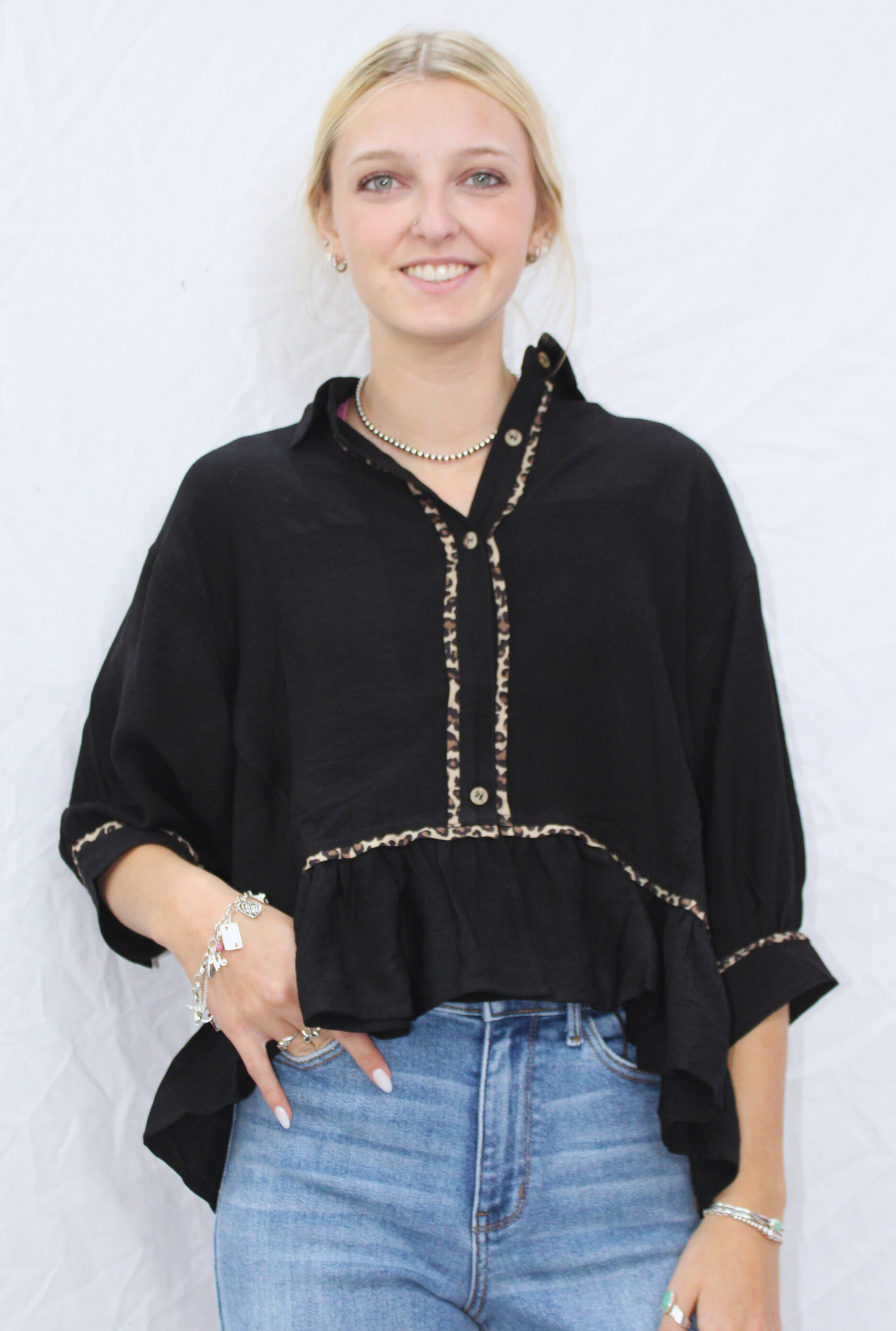 BLACK ELEGANCE TOP