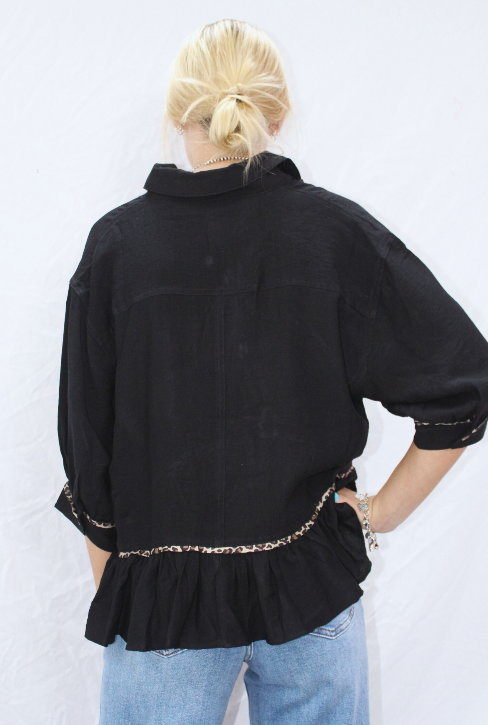 BLACK ELEGANCE TOP