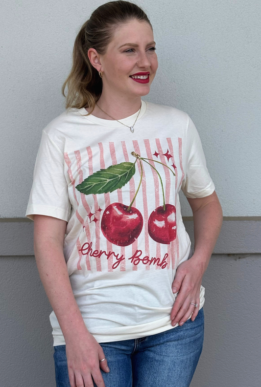 CHERRY BOMB GRAPHIC TEE