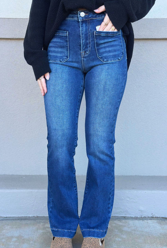 HIGH RISE PATCH POCKET STRAIGHT JEANS