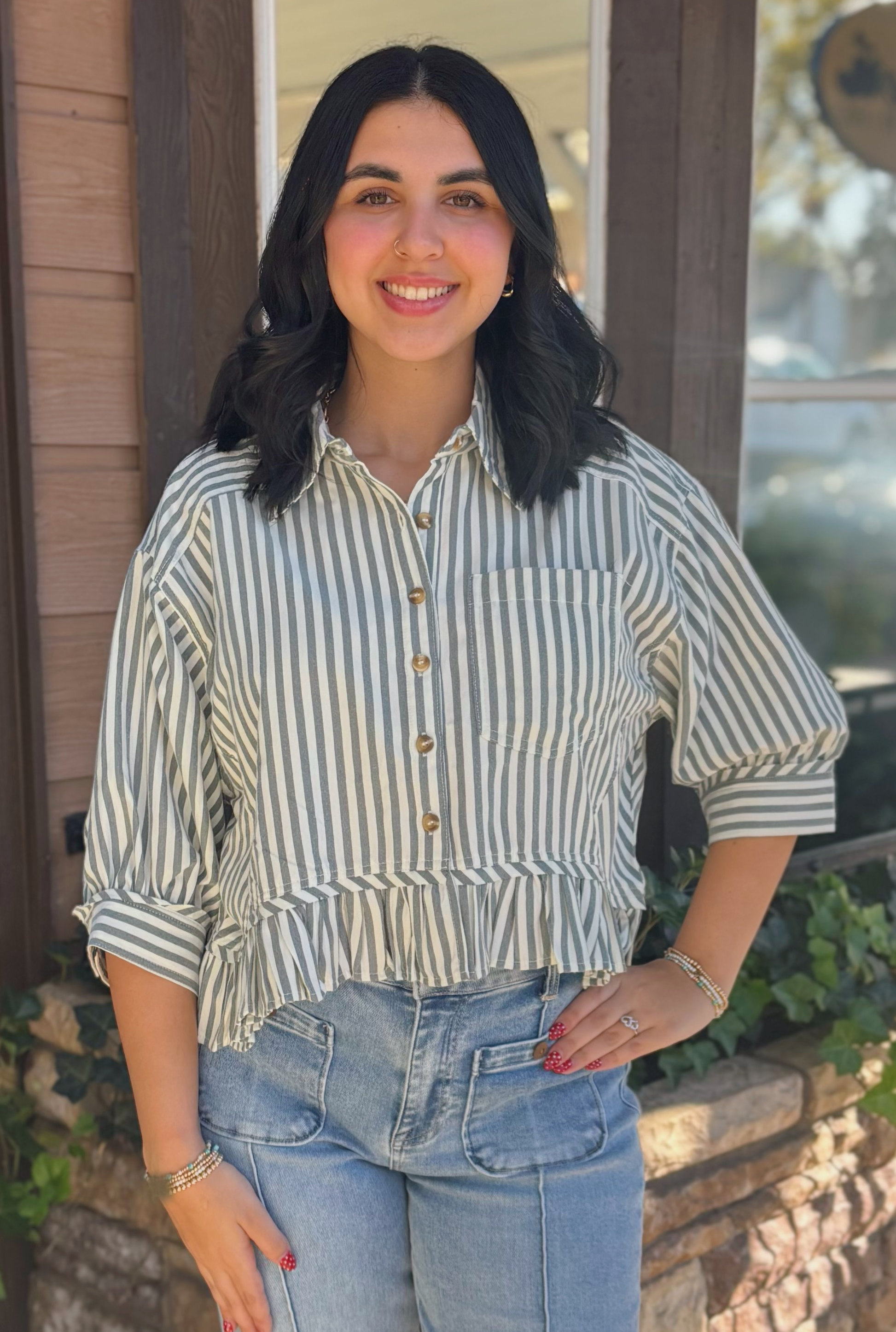 GREEN STRIPED RUFFLE TOP