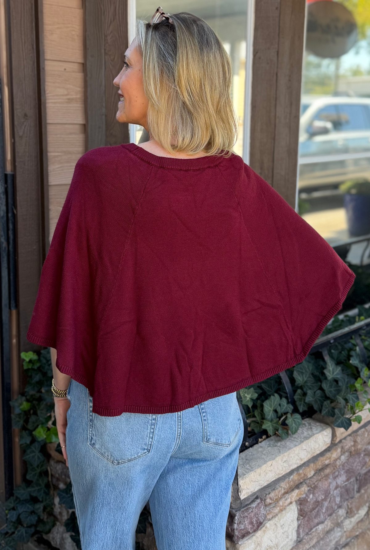 BURGUNDY TEXAS FALL SWEATER