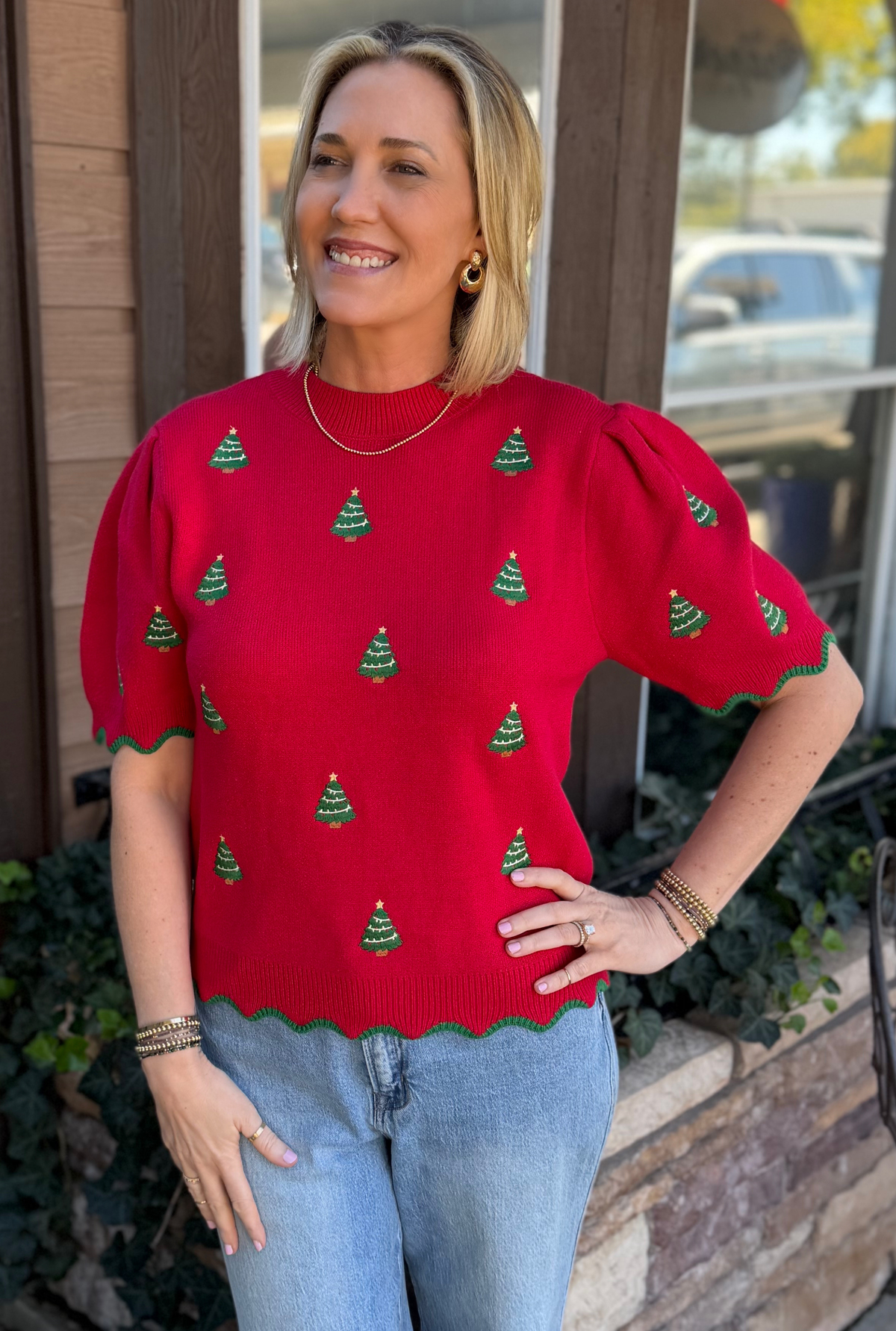 RED TREE SWEATER