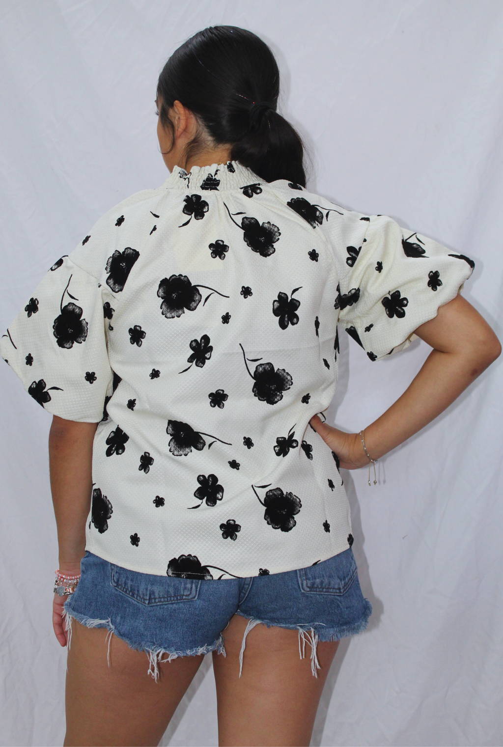 FLORAL LACY TOP