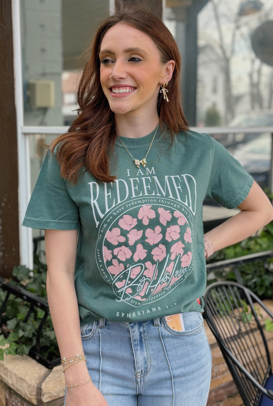 I AM REDEEMED GRAPHIC TEE