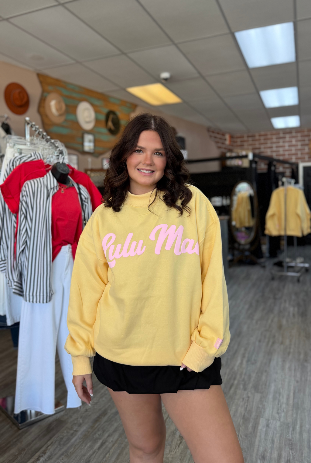 LM BUTTER PINK CREWNECK
