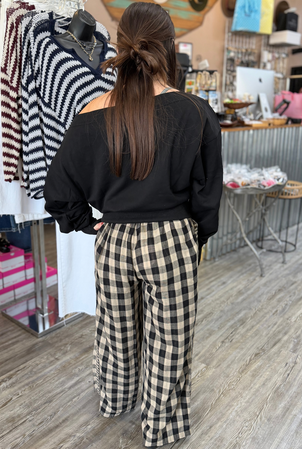 BLACK PLAID PANTS