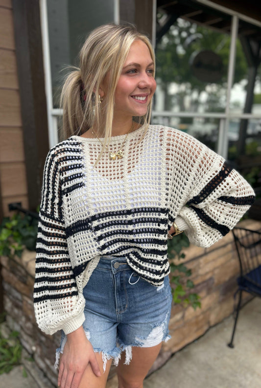 COLOR BLOCK CROCHET TOP