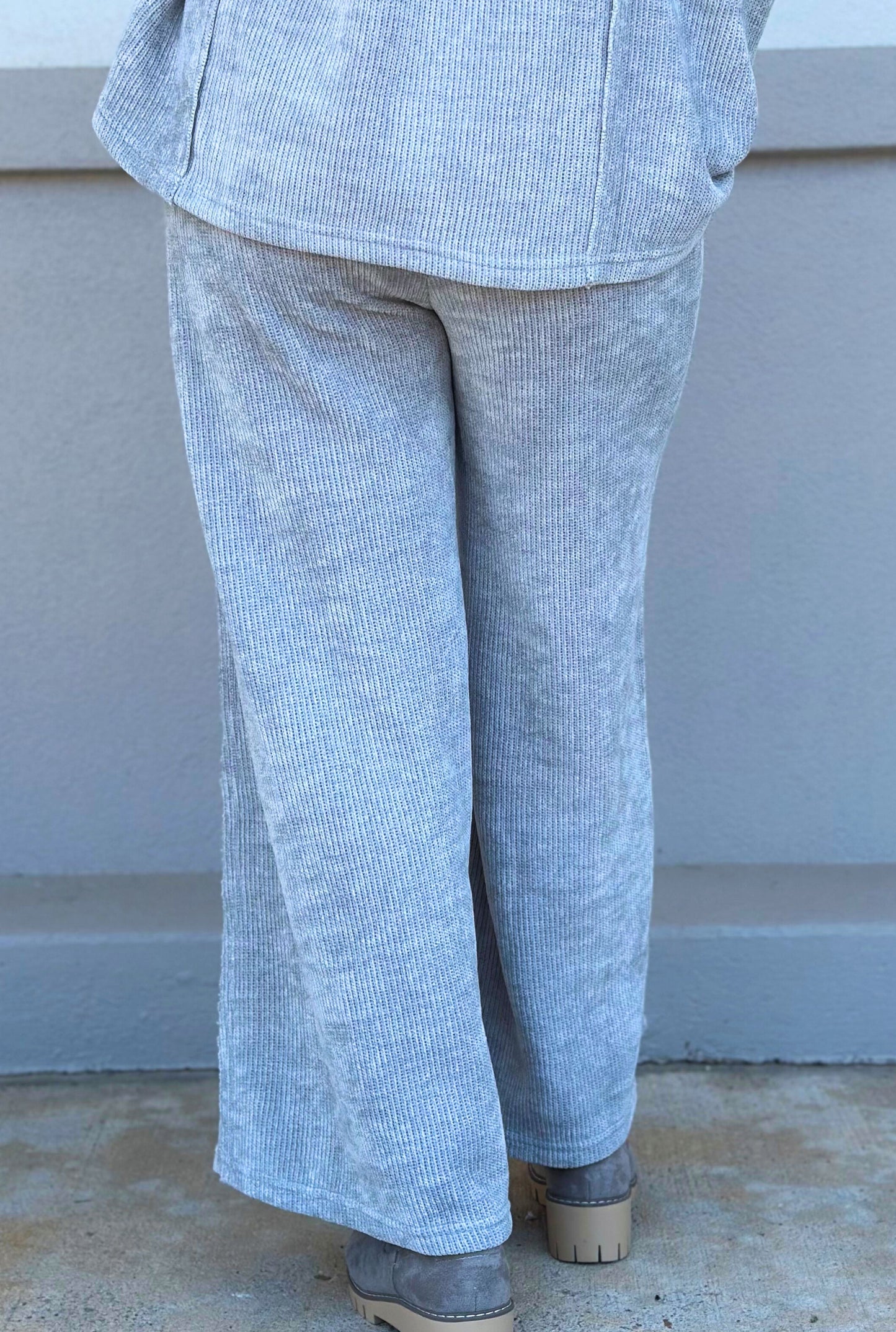 LOUNGING KNIT PANTS