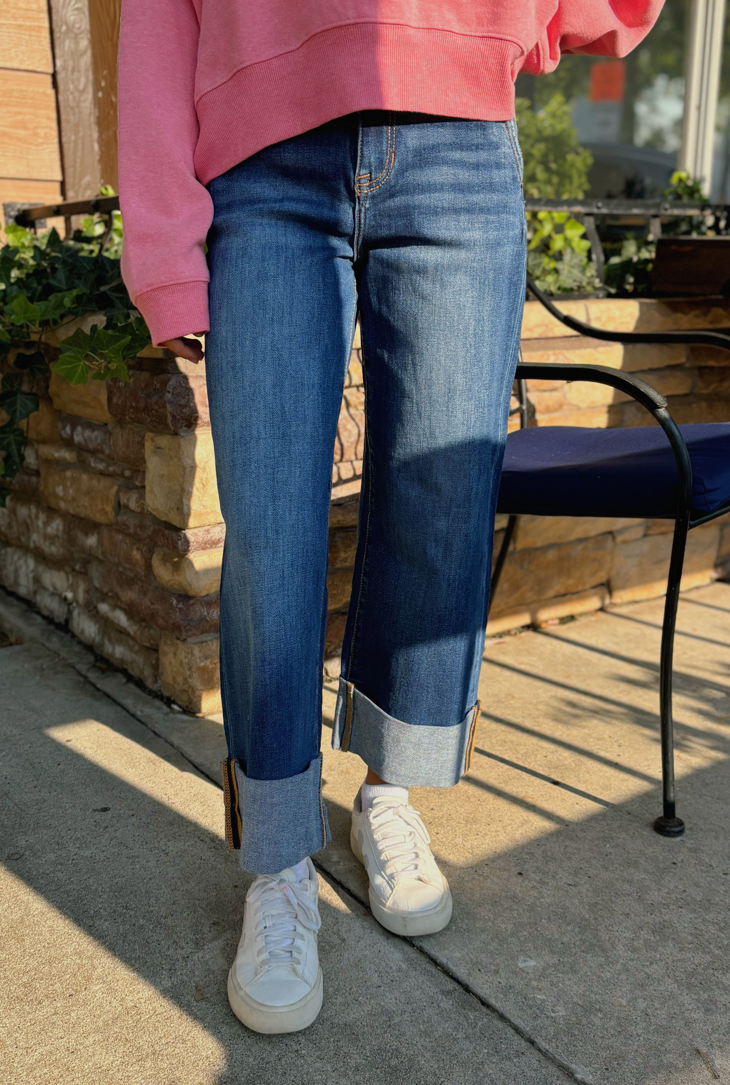 HIGH RISE ANKLE WIDE CUFFED JEANS