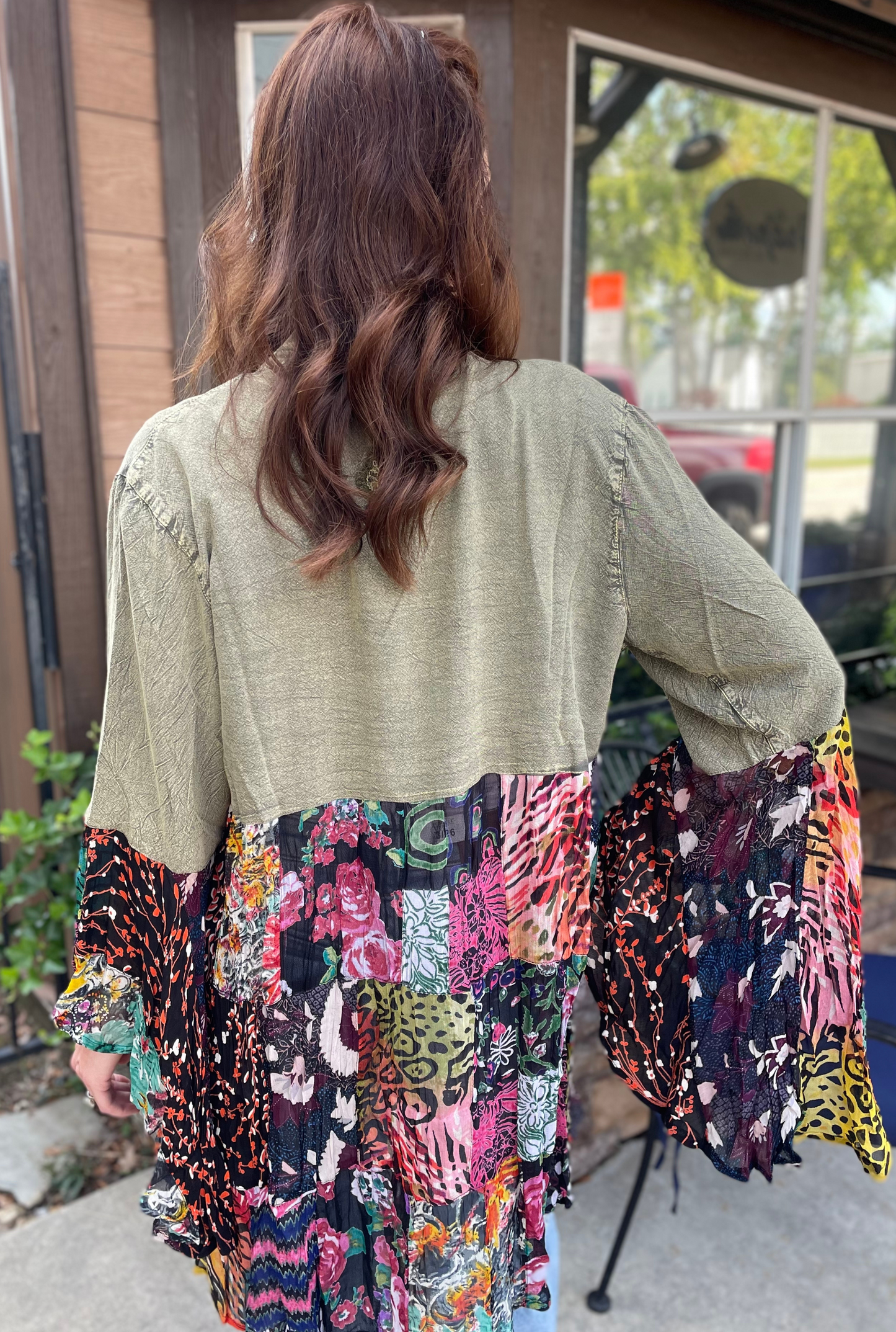 BOHEMIAN ELEGANCE KIMONO