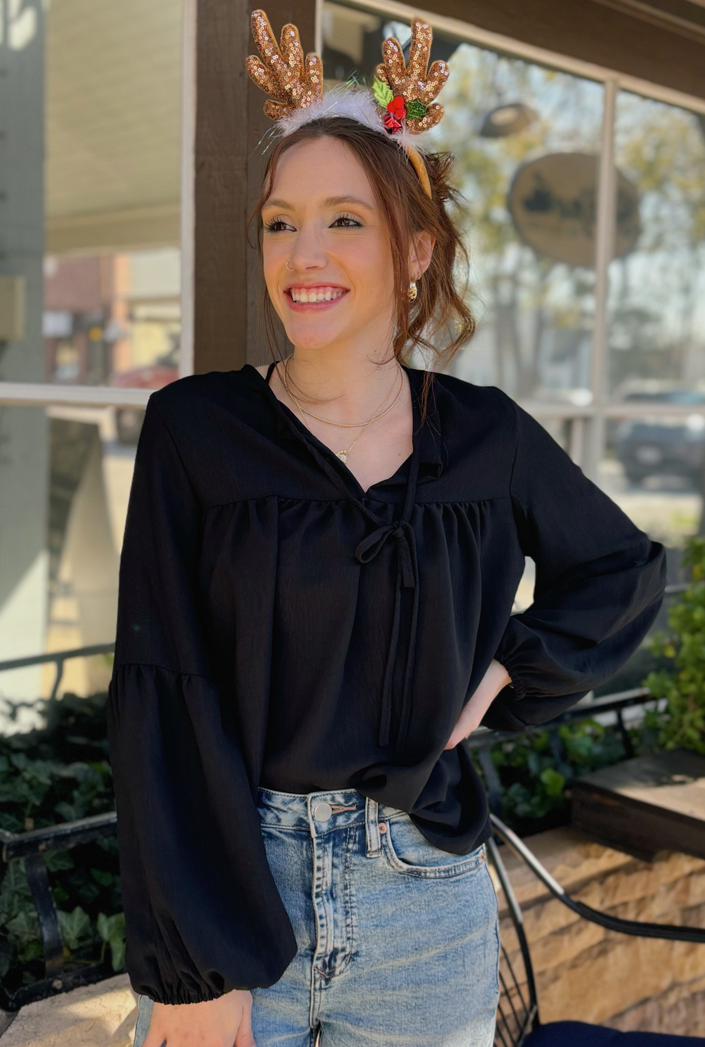 BLACK HOLIDAY PARTY TOP