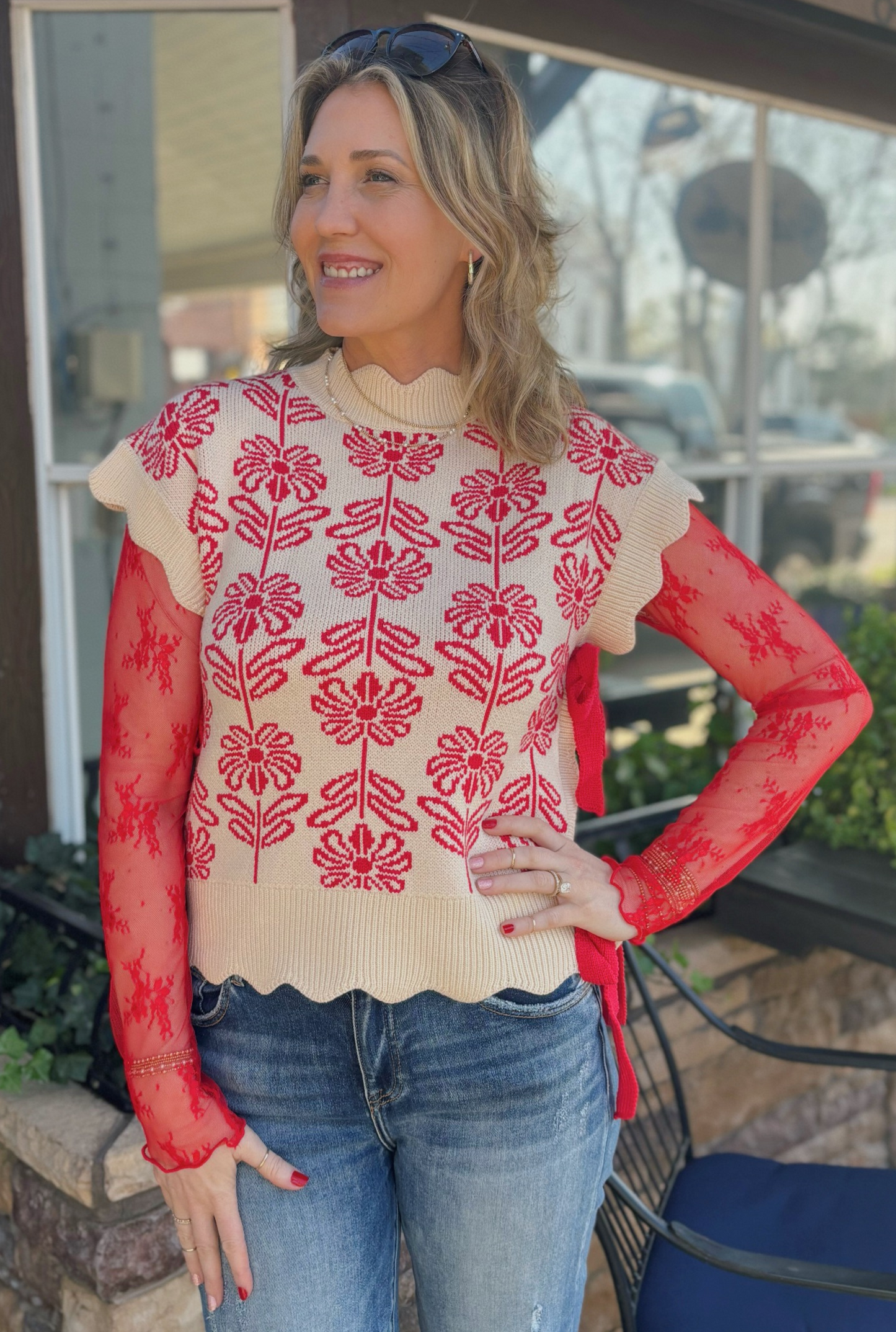 RED FLORAL SWEATER VEST