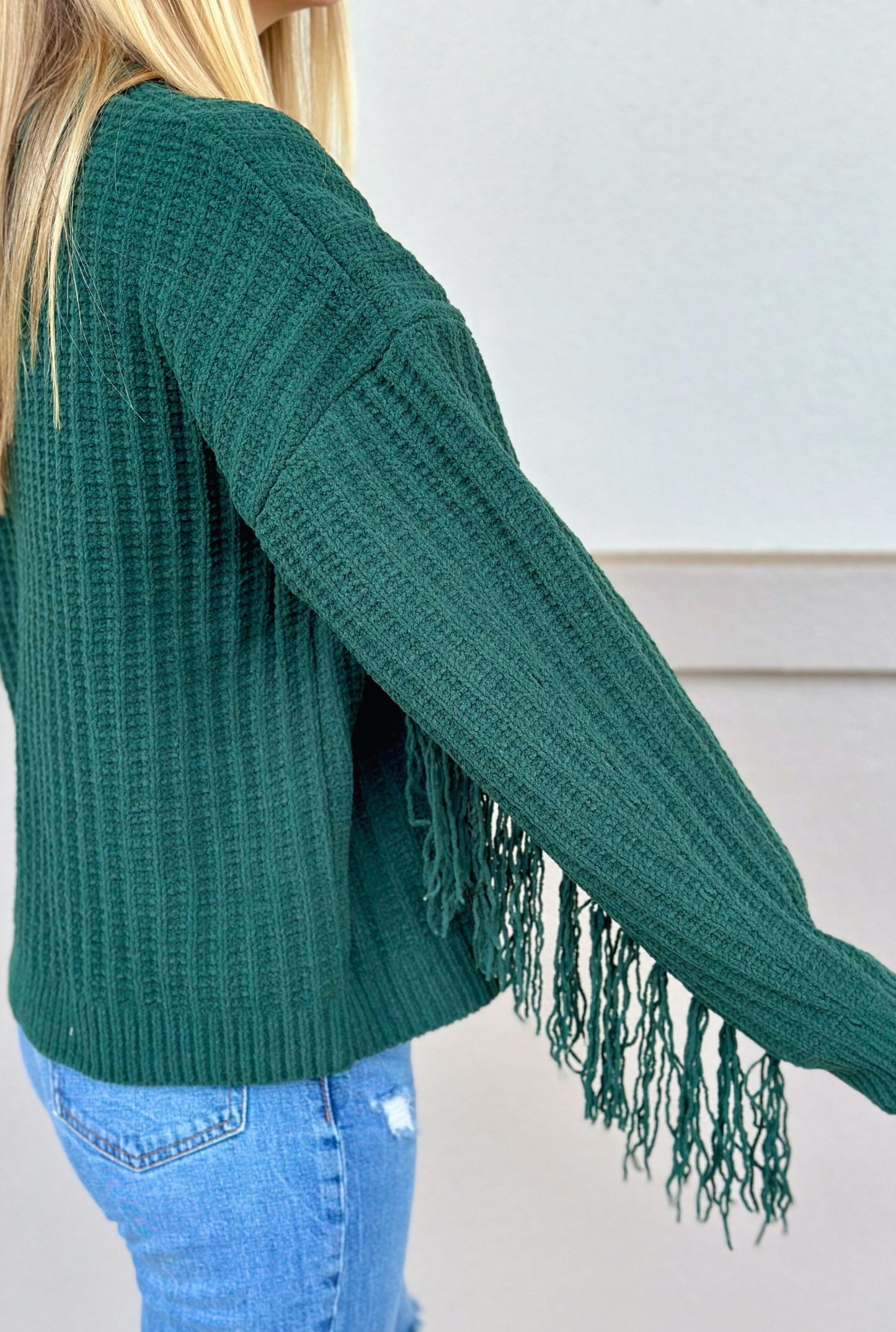 GREEN FRINGE FEELS SWEATER