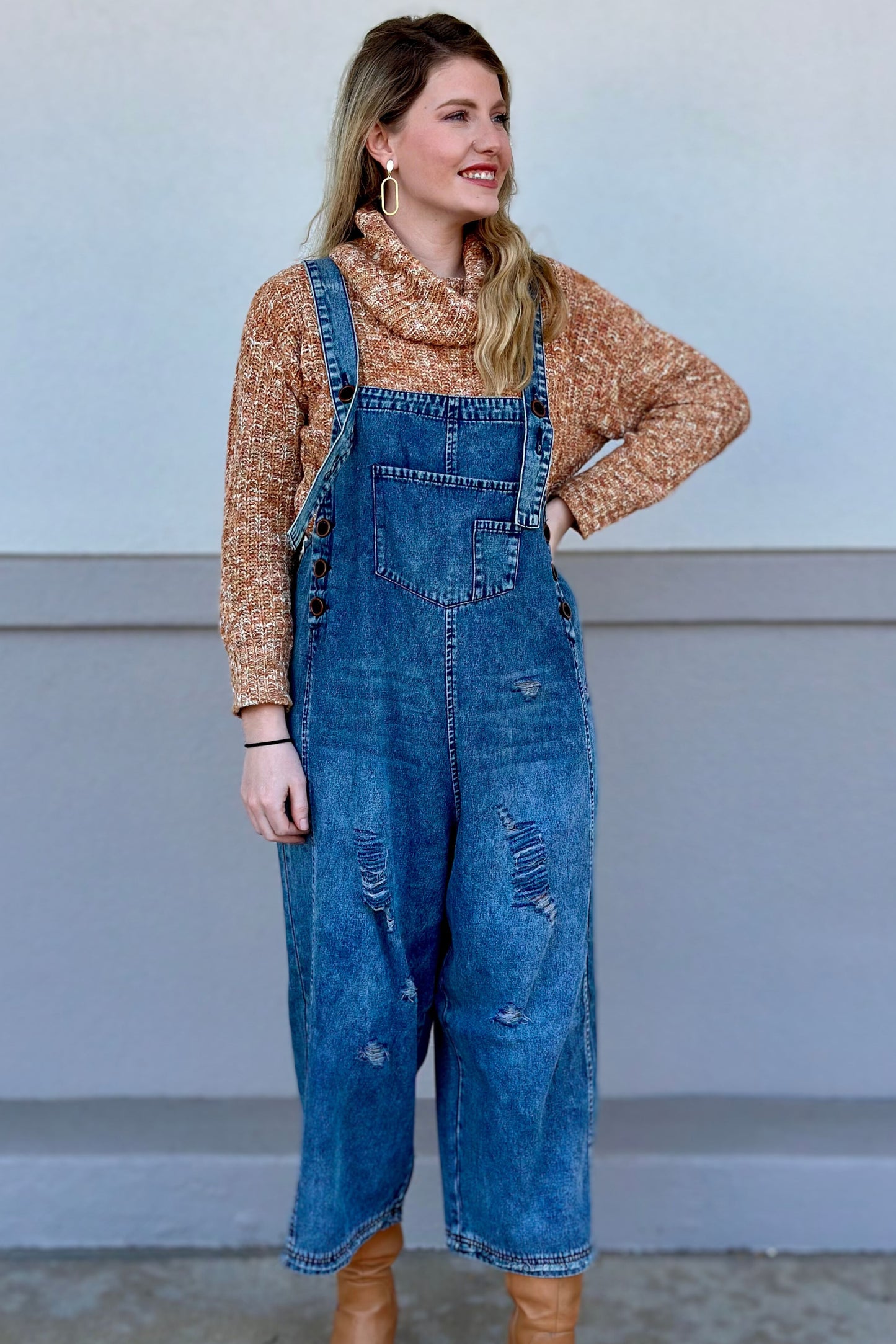 DENIM WASHED OUT OVERALLS