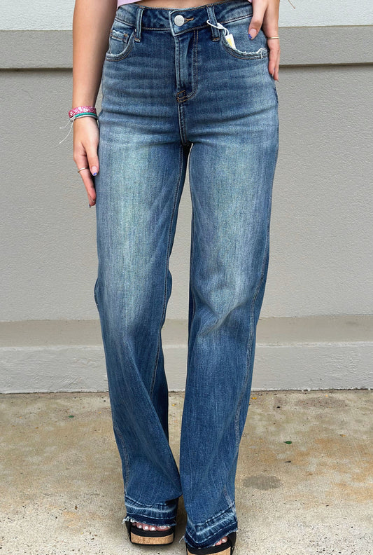 RISEN UNIQUE HEM JEANS