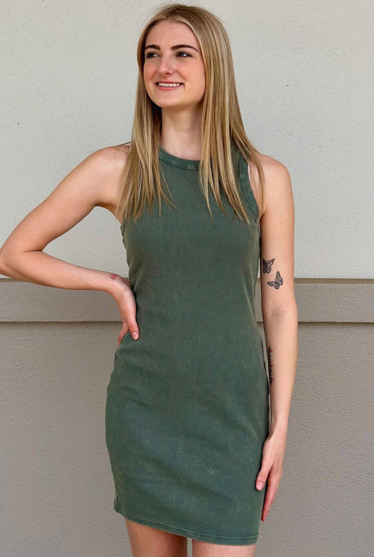 OLIVE EVERYDAY DRESS