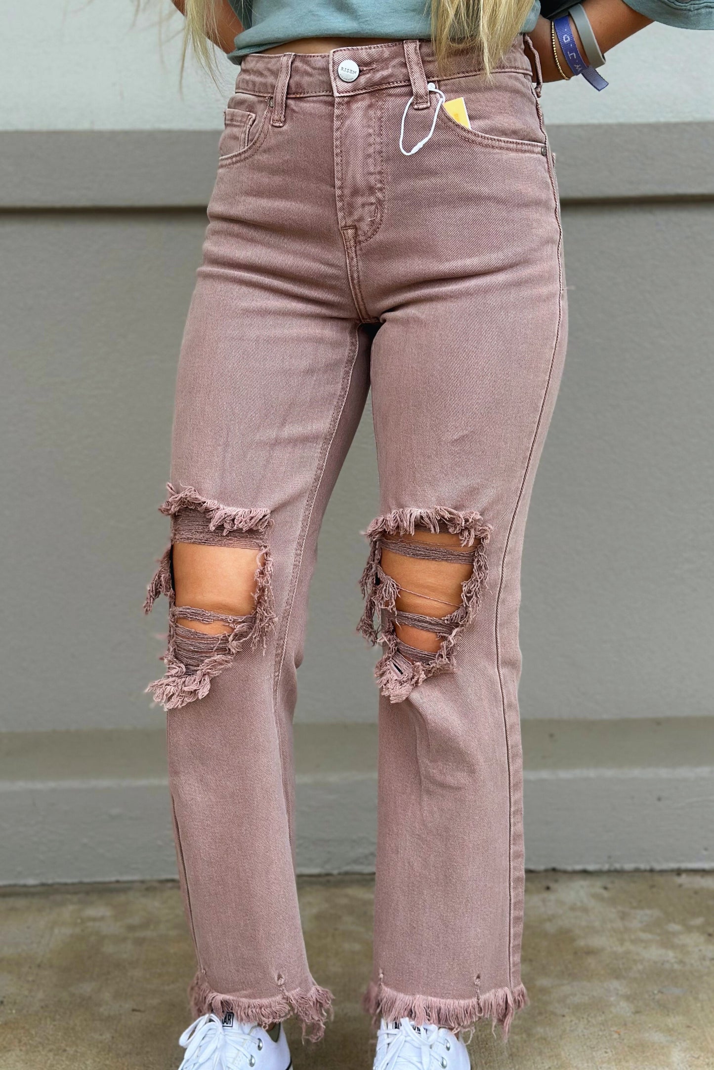 RISEN MAUVE DISTRESSED JEANS