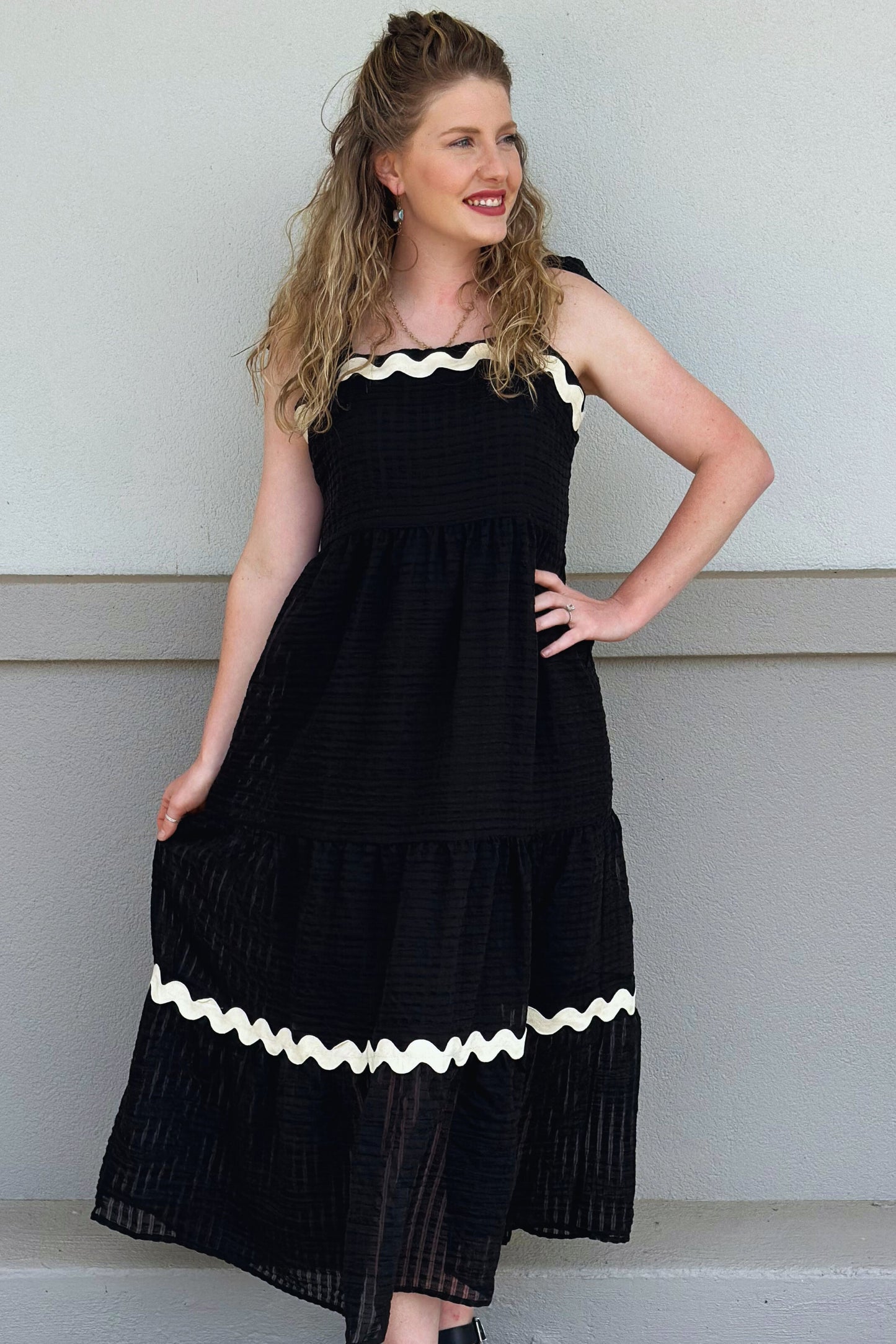 BLACK SUMMER ELEGANCE  DRESS