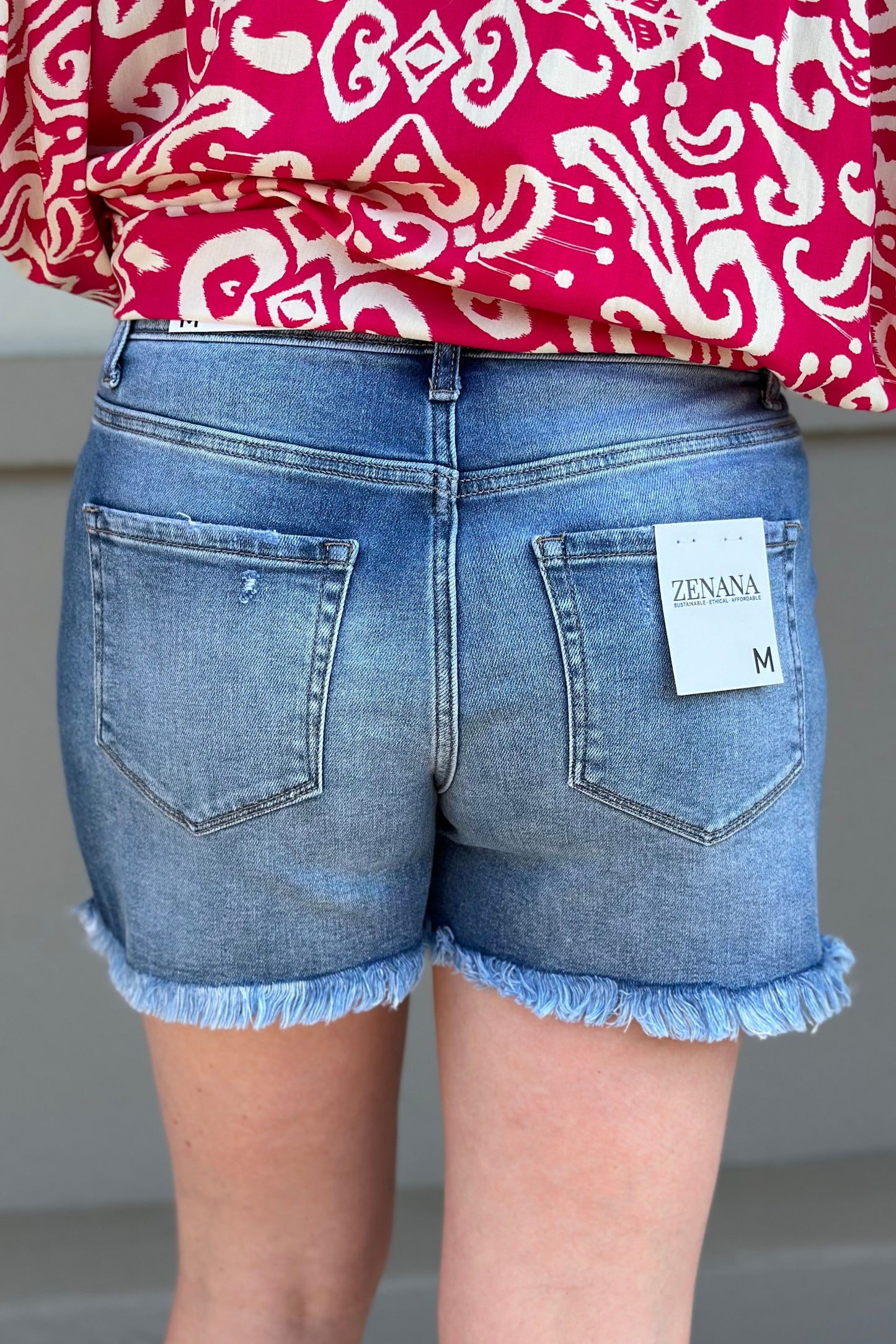 ZENANA MID RISE SHORTS