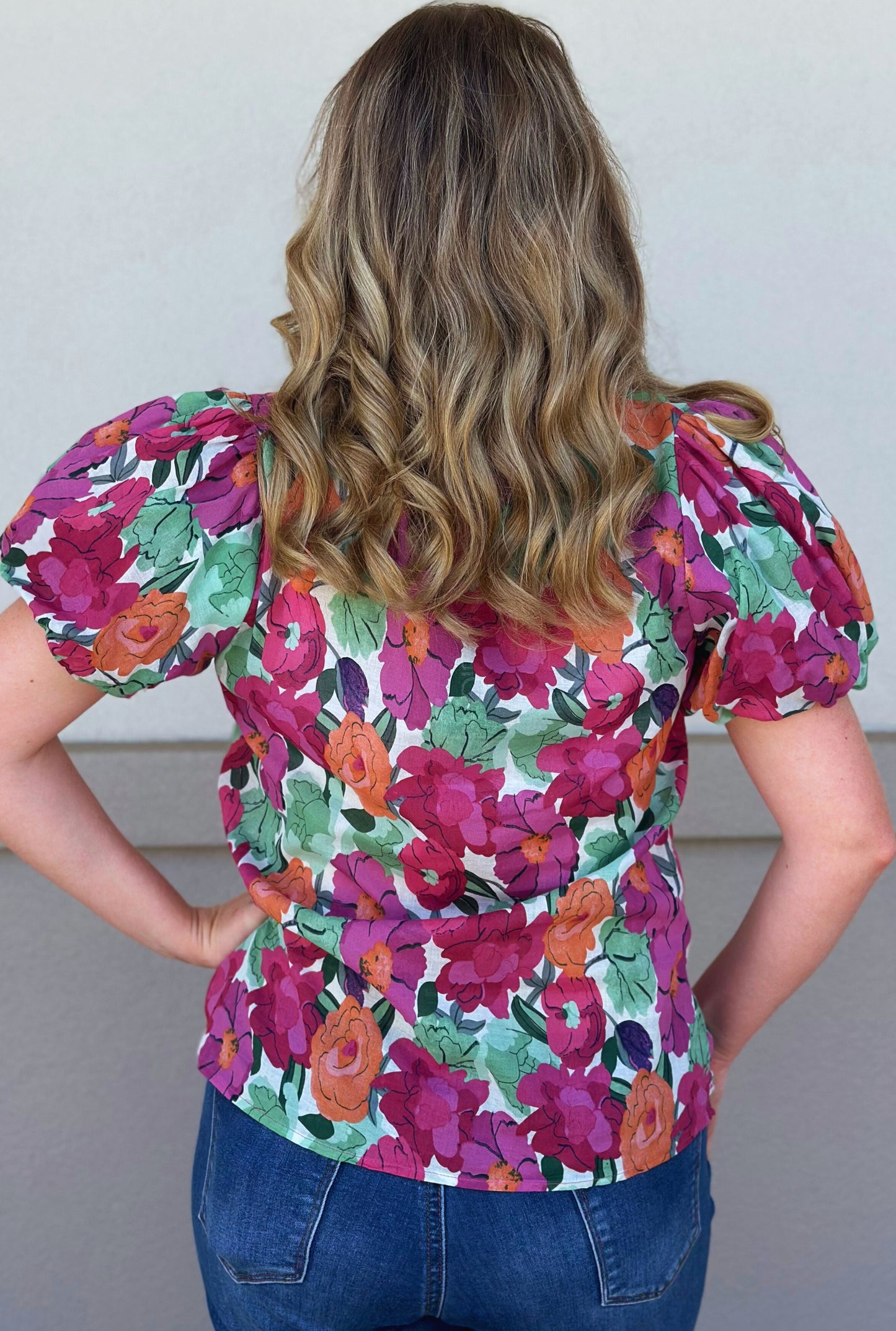 RASPBERRY VIBRANT FLORALS TOP