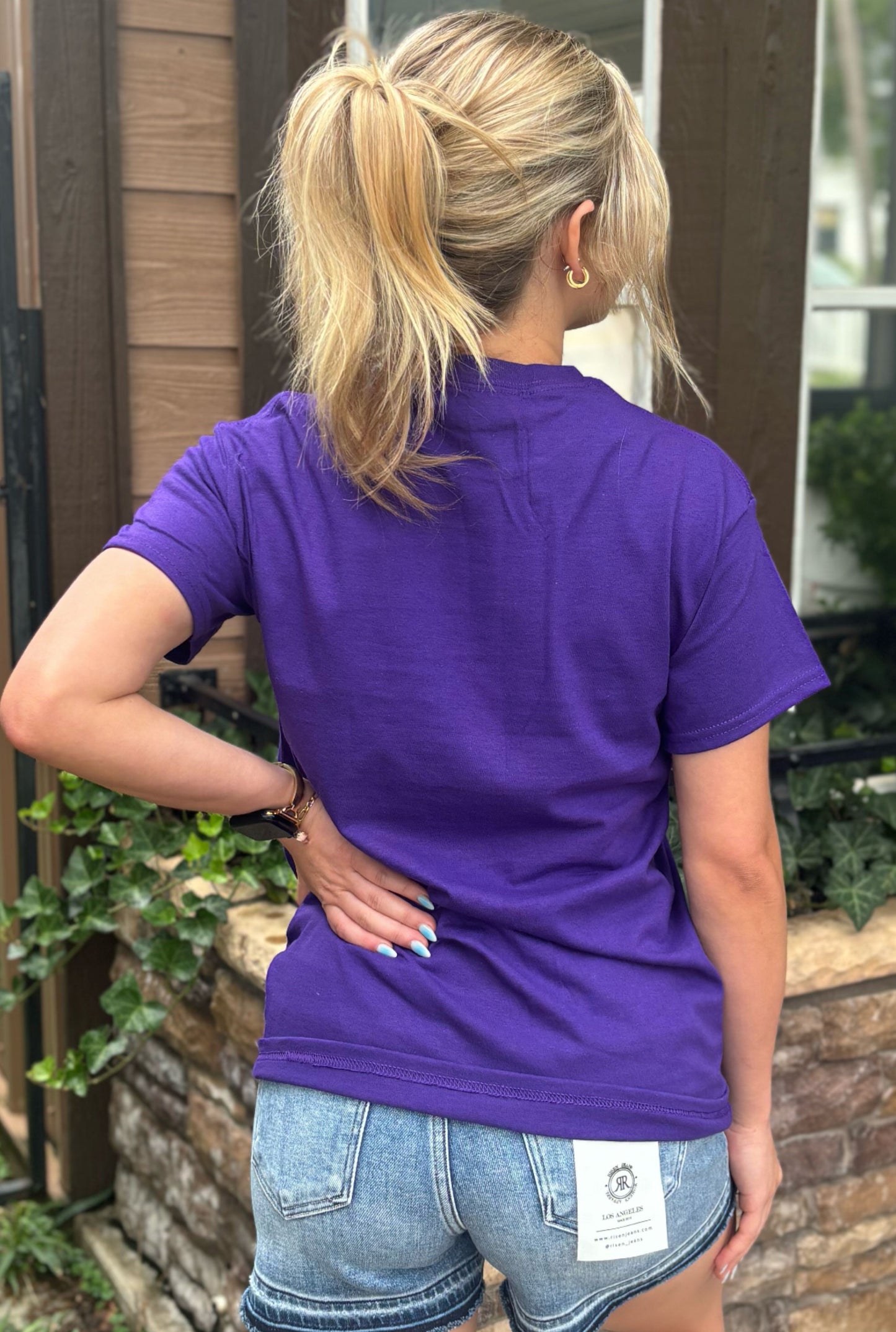 PURPLE TOUCHDOWN GRAPHIC TEE