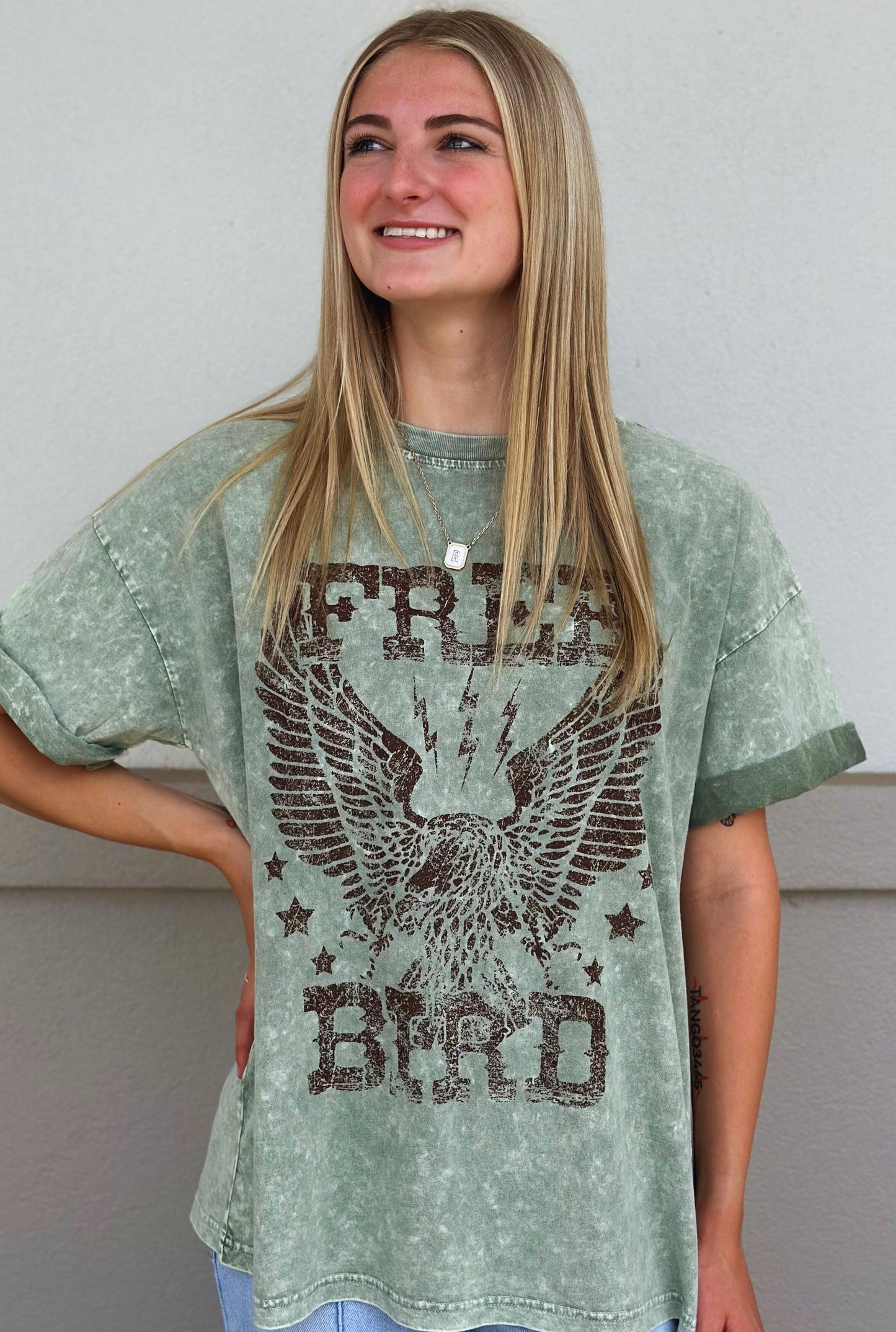 GREEN FREE BIRD GRAPHIC TEE