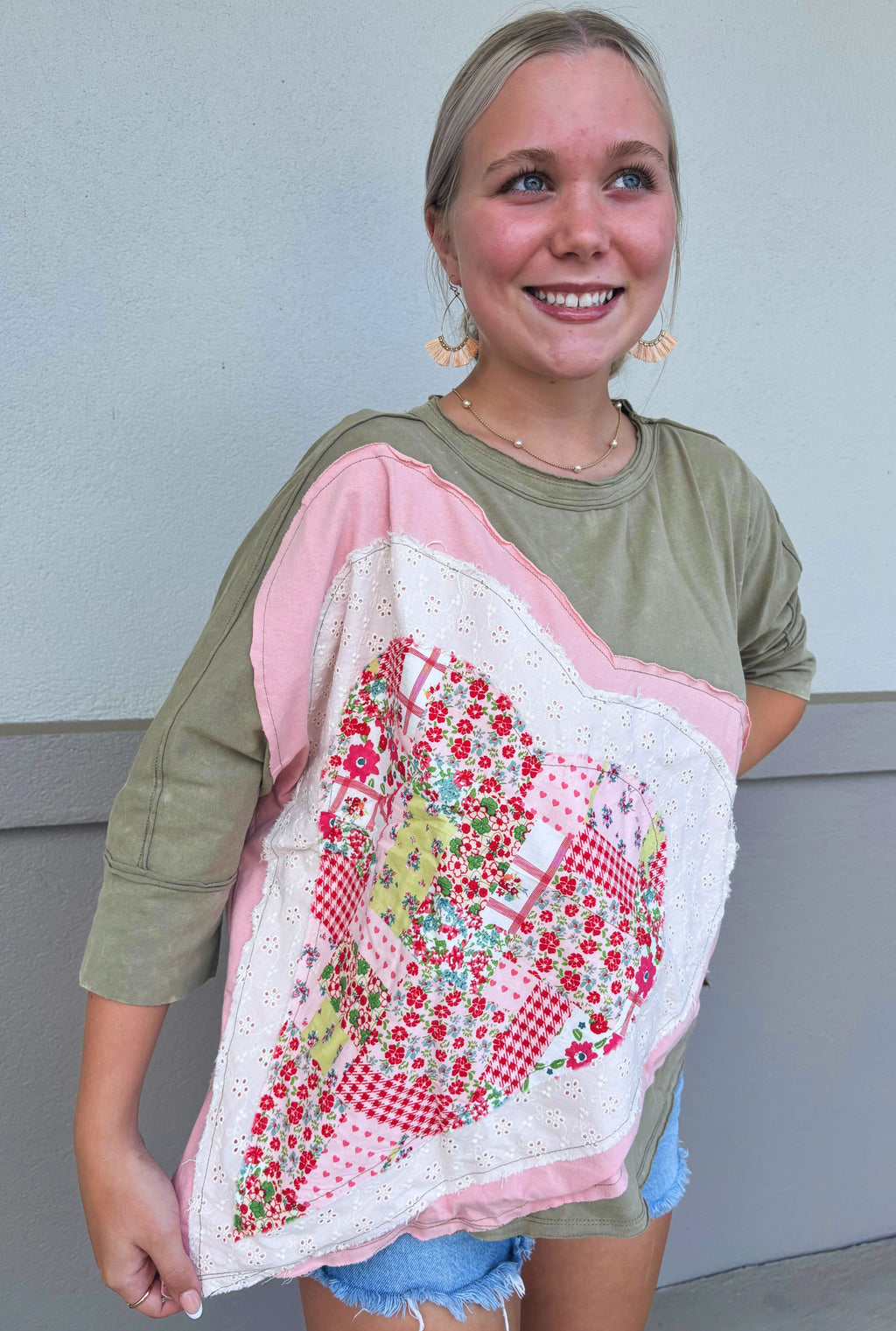 SAGE HEART PATCH TOP
