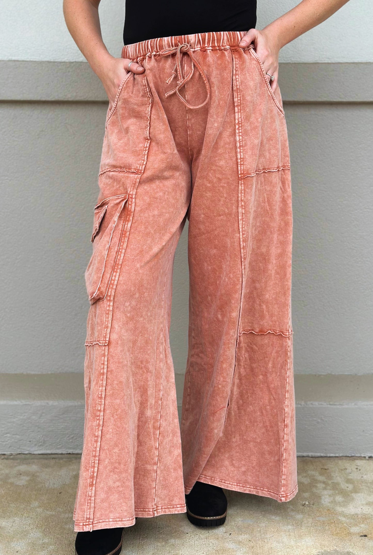 RUST EASEL CARGO PANTS