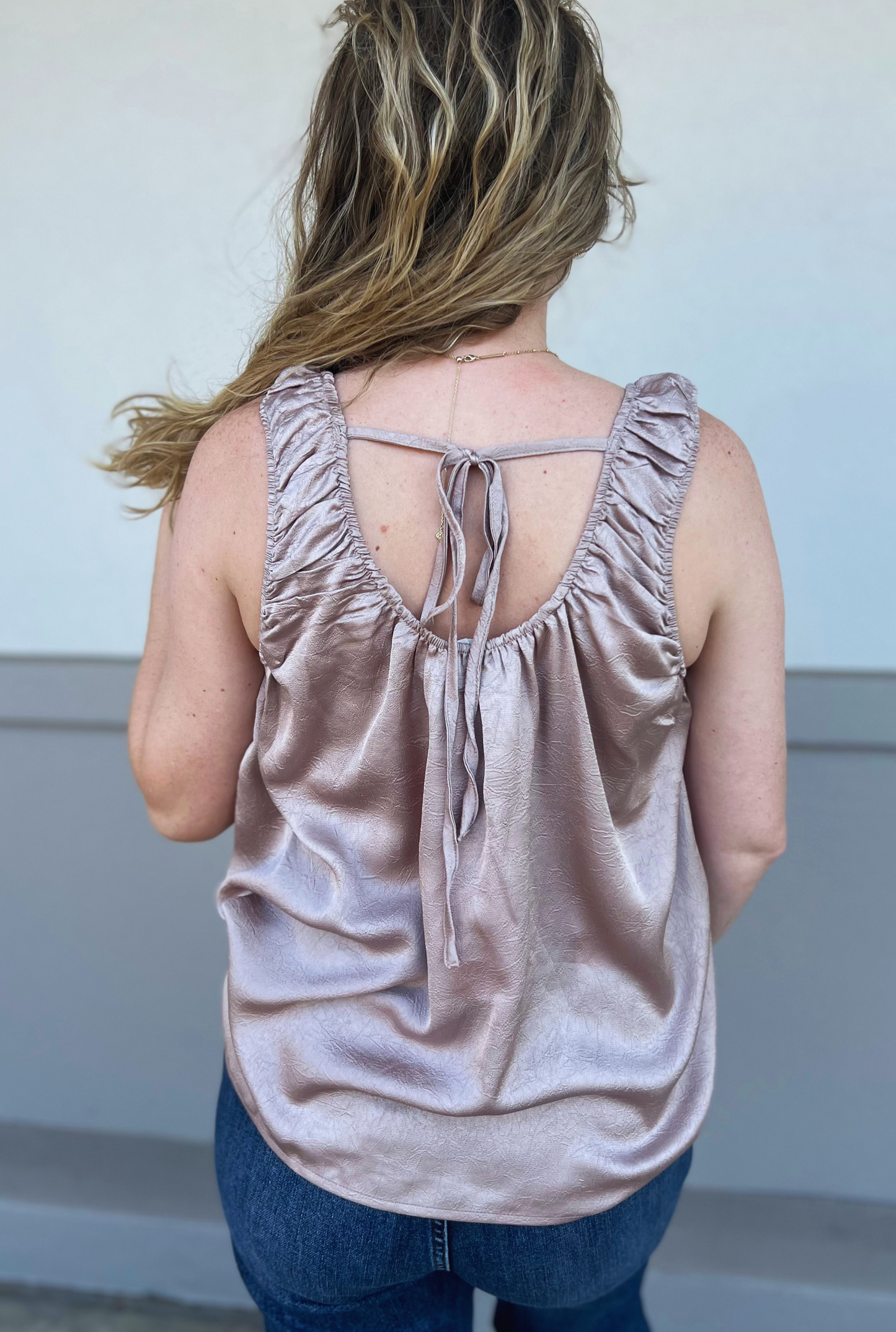 MOCHA SIMPLE SATIN TOP