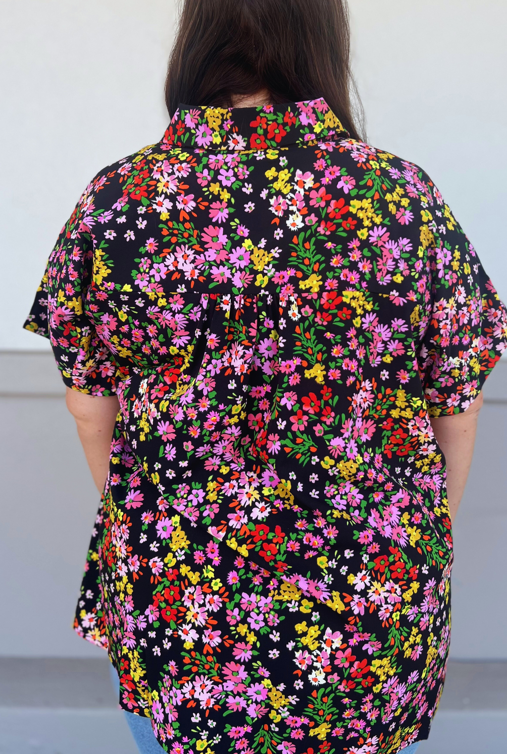 CURVY BLACK FLORAL FINLEY TOP