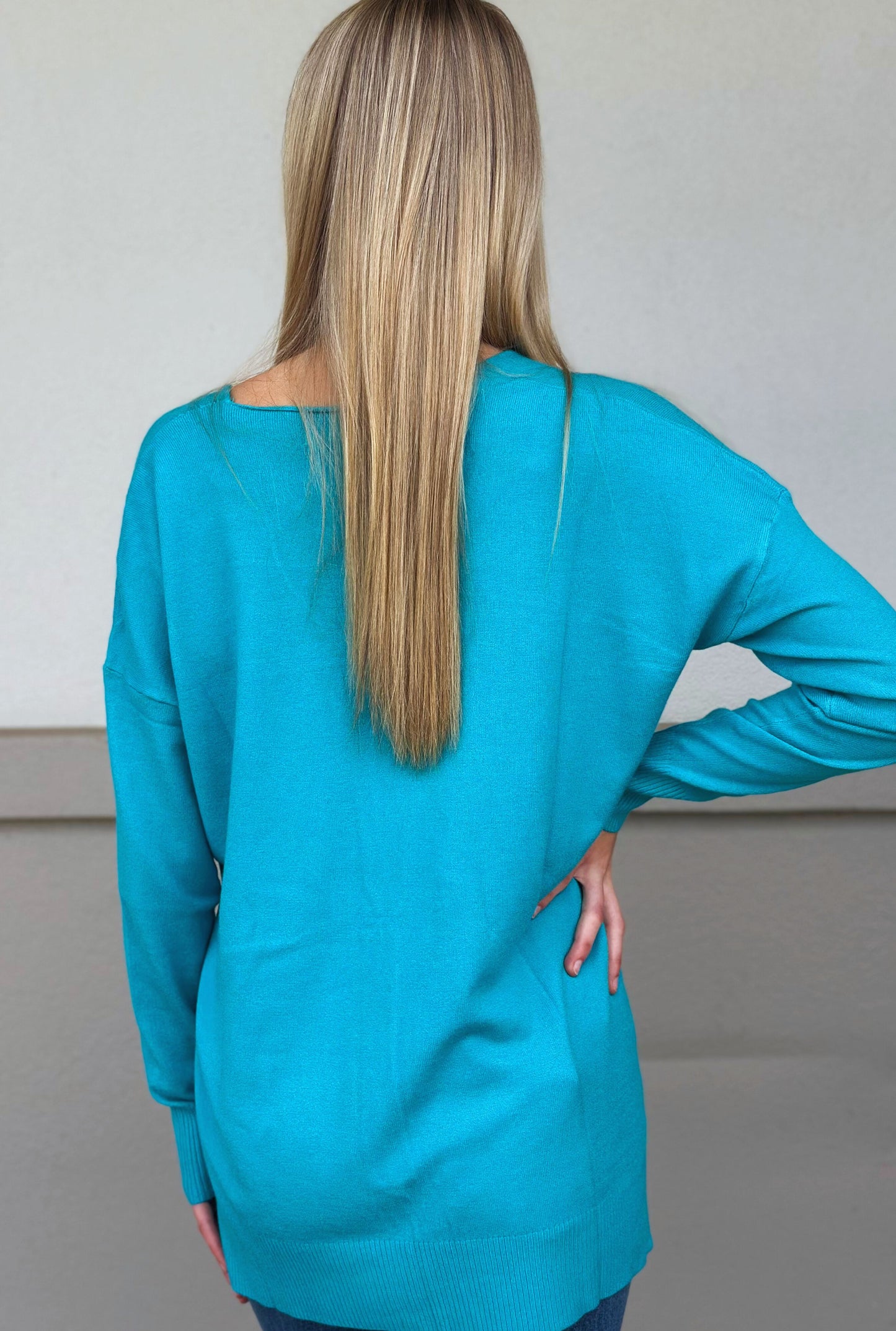 ICE BLUE KYLA SWEATER