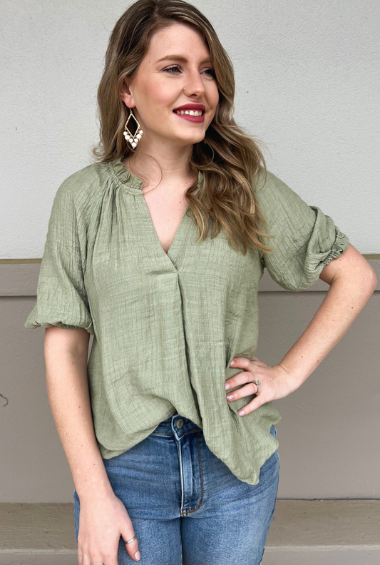 POPIN IN OLIVE TOP