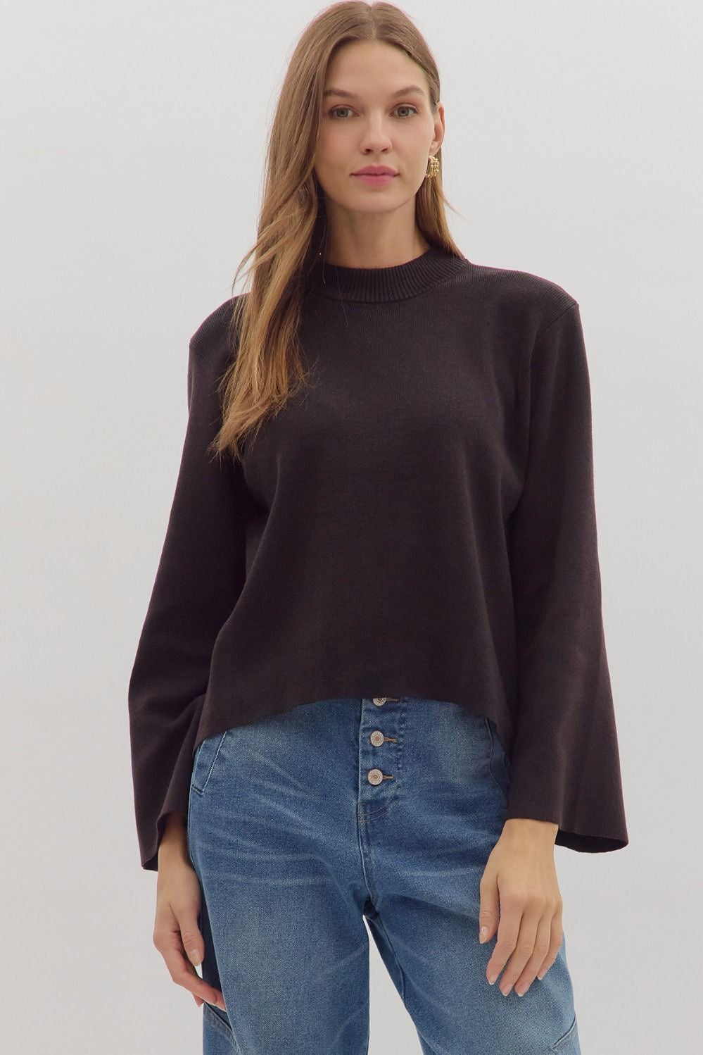 BLACK ENTRO SWEATER TOP