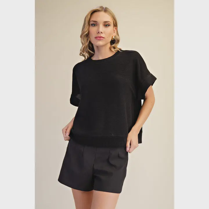 BLACK MEG TOP