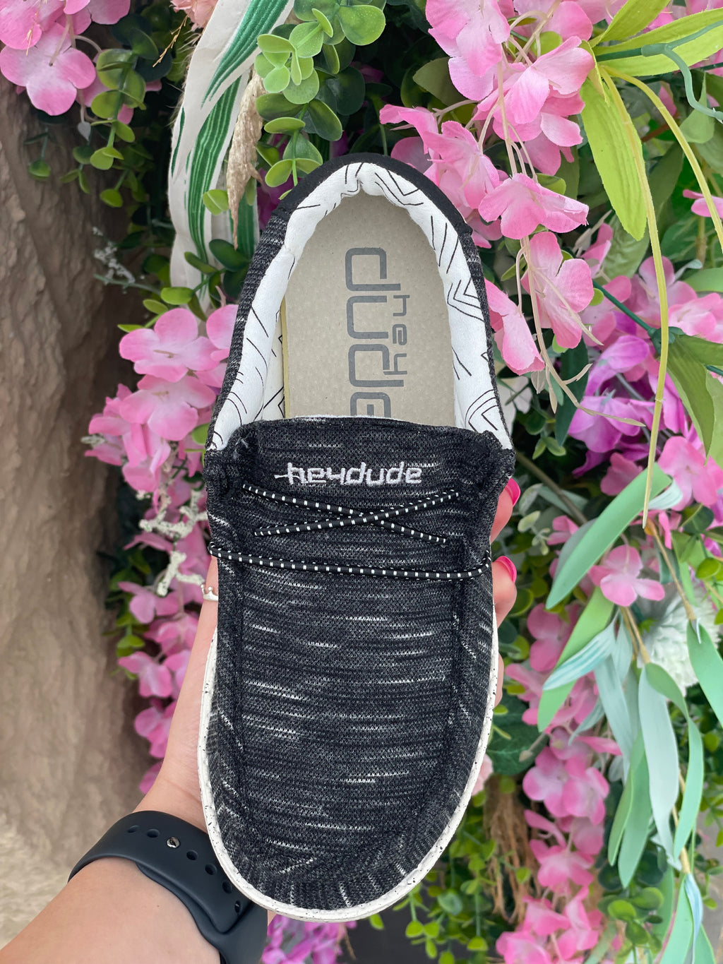WALLY STRETCH YOUTH SLIP ON SNEAKERS