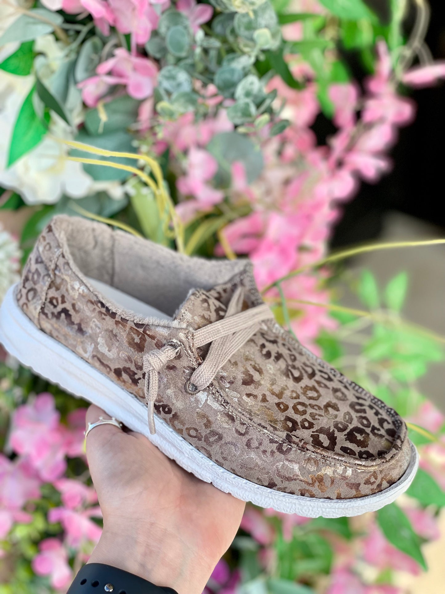 SAFARI CHEETAH SHOES (2 COLORS)